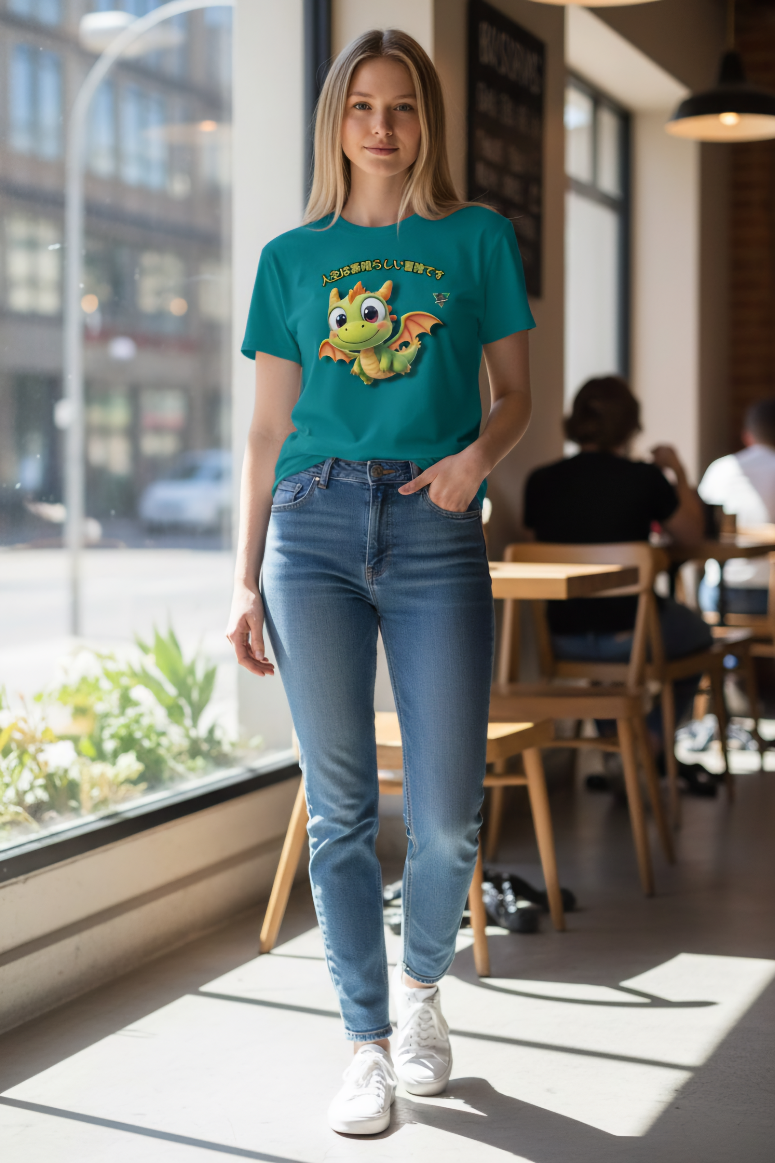 Herren- und Damen-Unisex-Shirt mit Drachendesign von Banpuku, bequeme Premium-Qualität, schwarze Farbe, frontales Motiv.